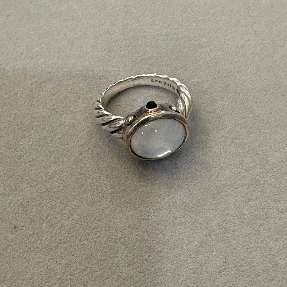 Elegant Silver Ring with White Stone